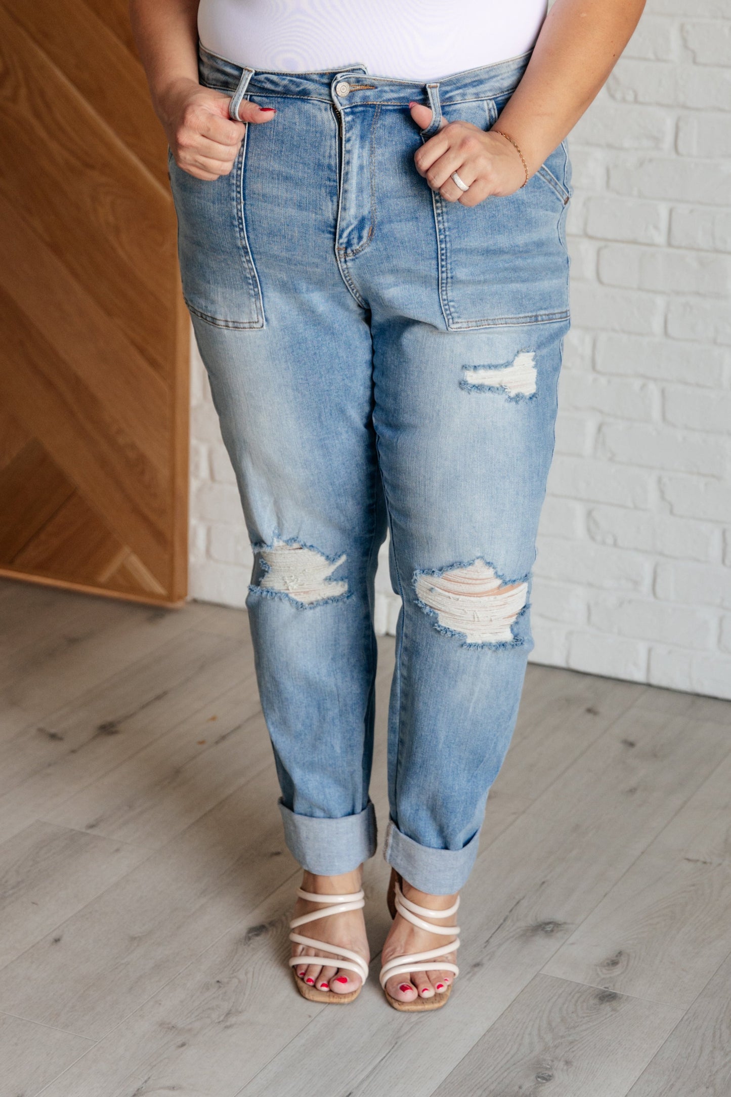 Judy Blue -Aiden High Rise Patch Pocket Distressed Boyfriend Jeans