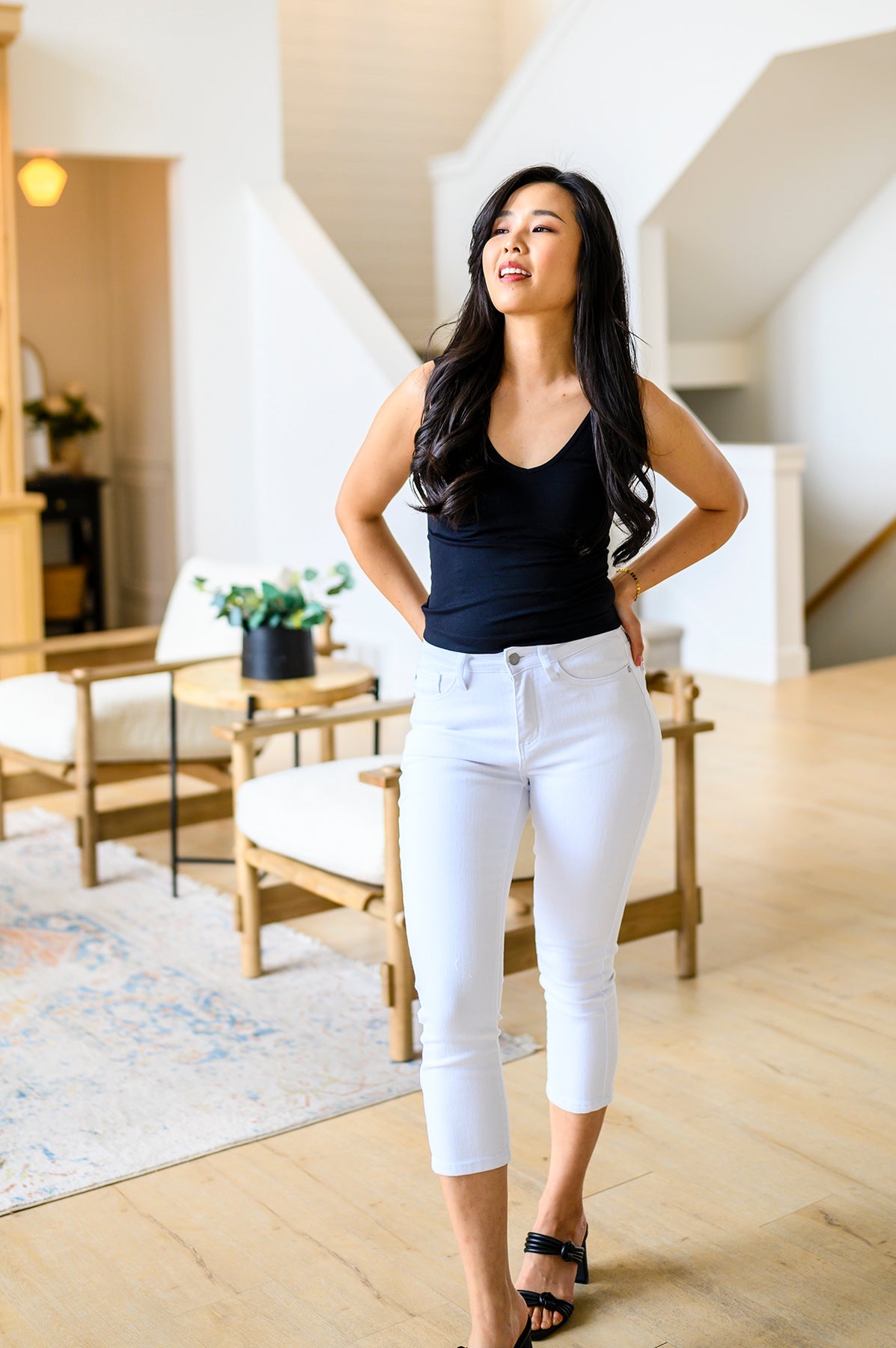 Judy Blue -Certifiably Cool Mid Rise Capris