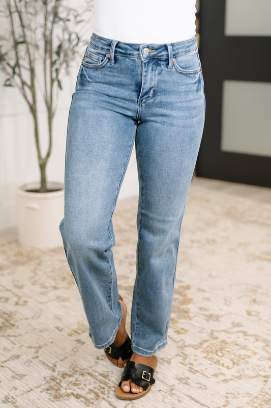 Judy Blue -Corrine Mid Rise Control Top Vintage Straight Jeans