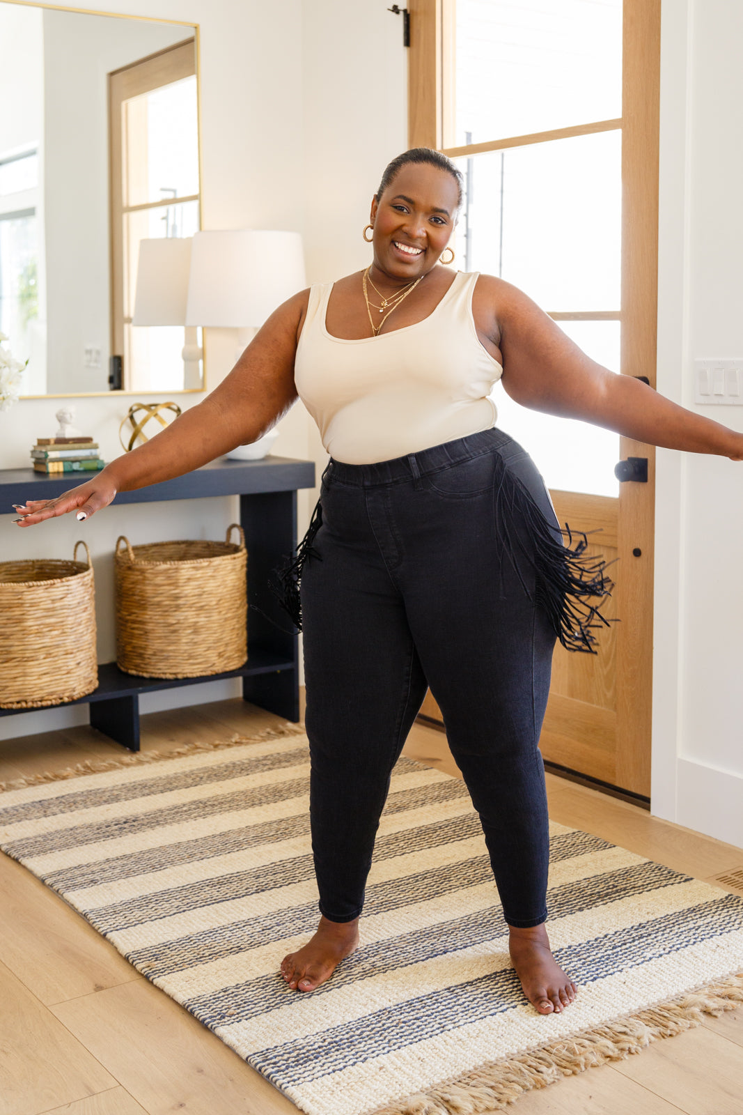 Judy Blue -Hilary Side Fringe Skinny Jegging In Black