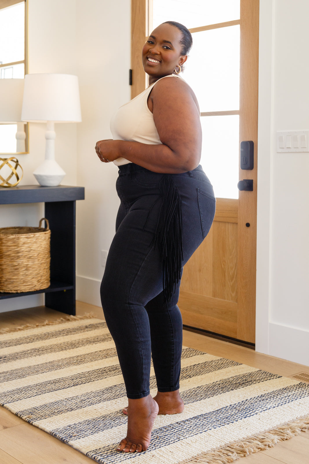 Judy Blue -Hilary Side Fringe Skinny Jegging In Black