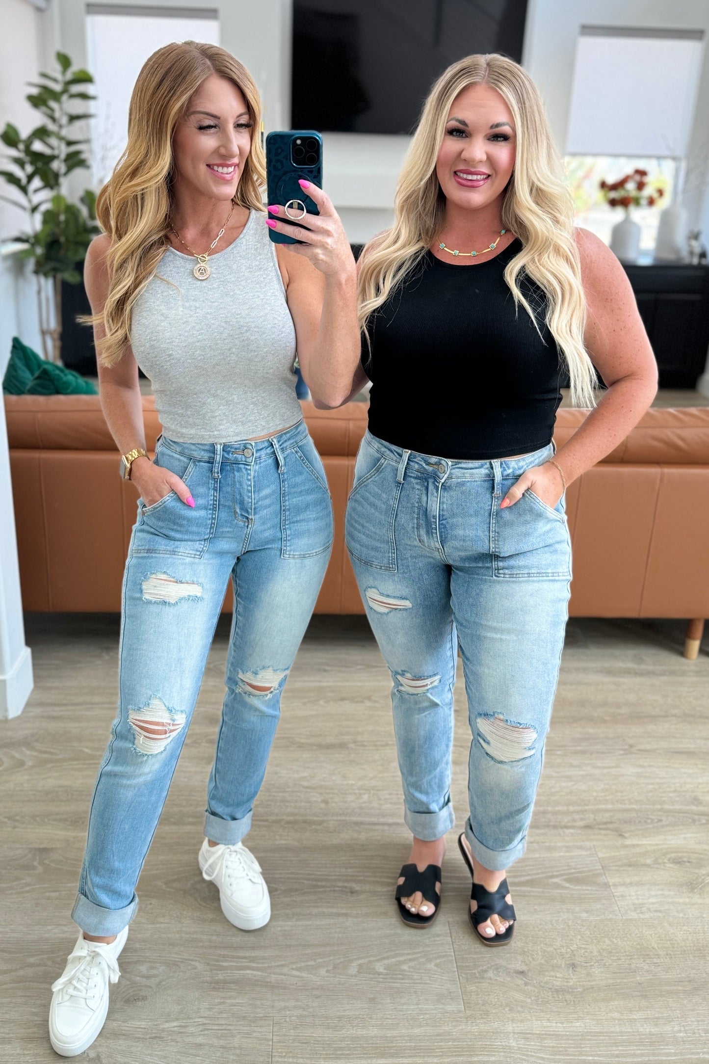 Judy Blue -Aiden High Rise Patch Pocket Distressed Boyfriend Jeans