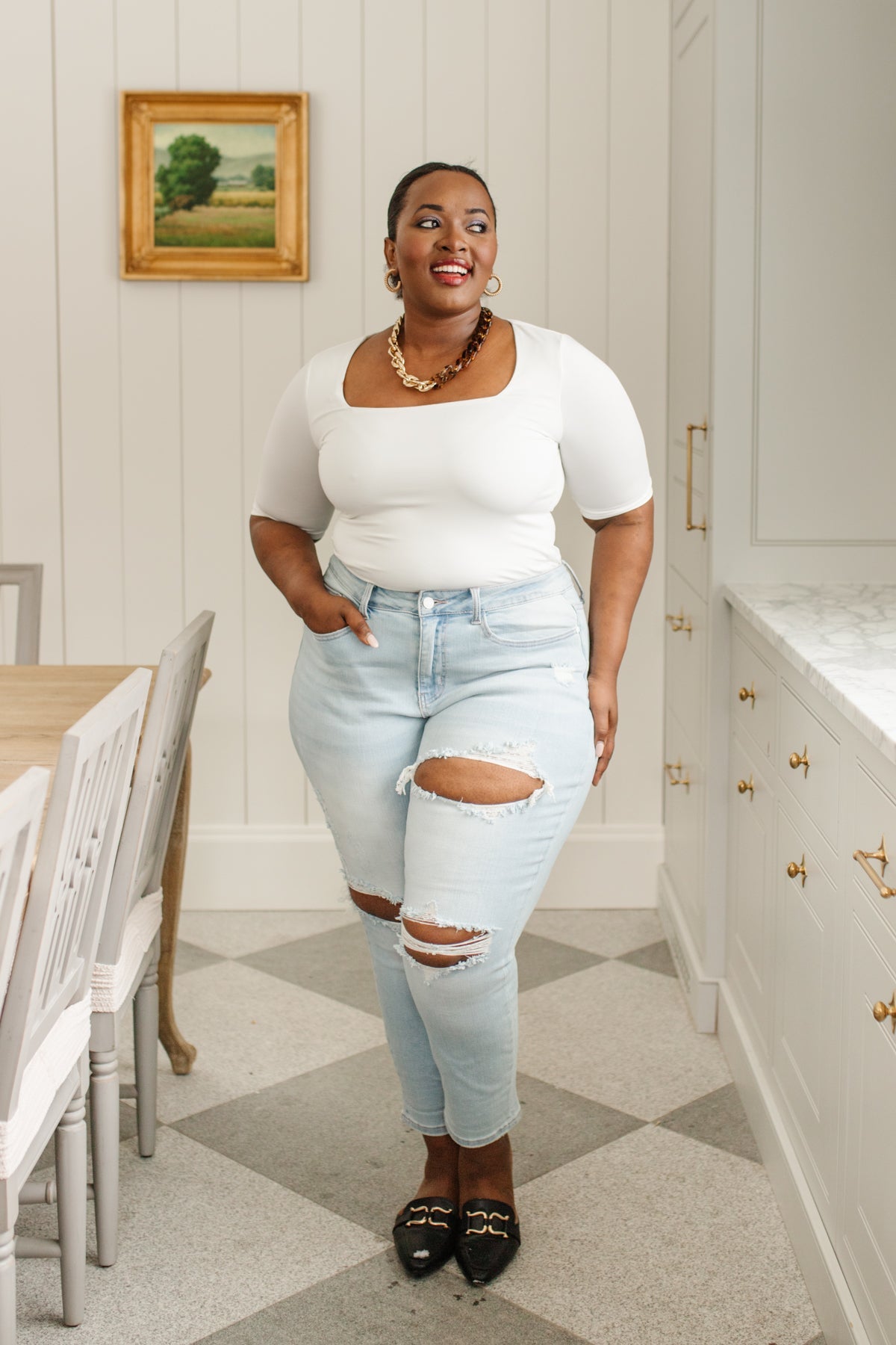 Judy Blue -Super Light Destroyed Boyfriend Jeans