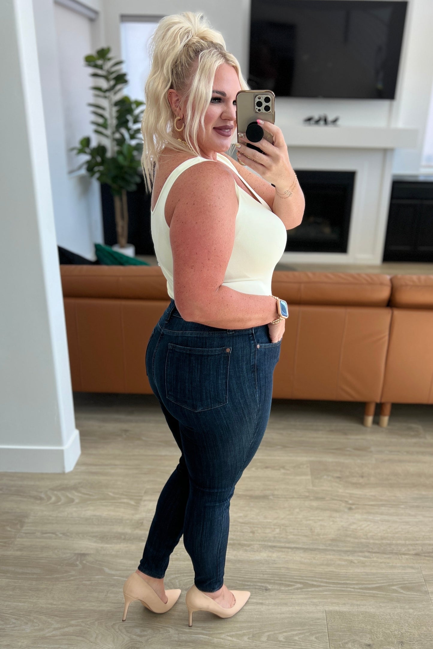 Judy Blue -Celecia High Waist Hand Sanded Resin Skinny Jeans