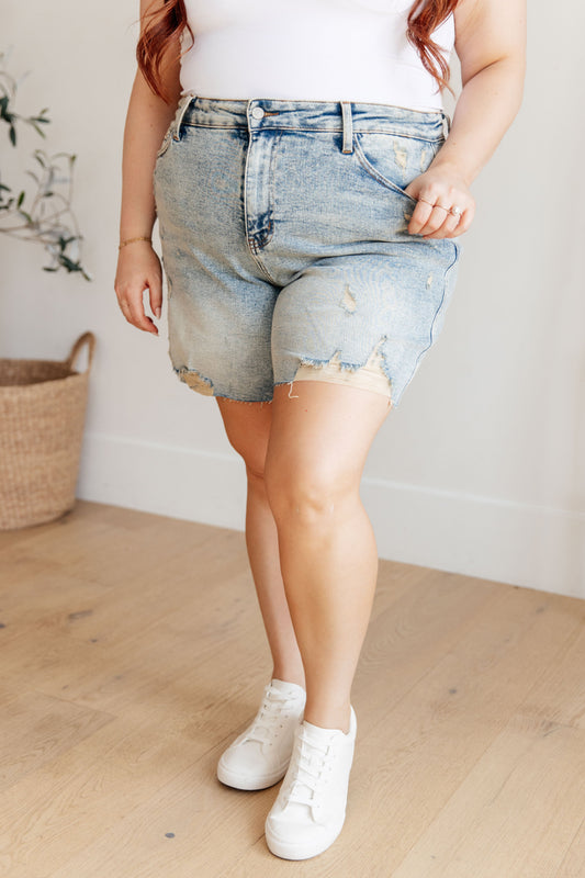 Judy Blue -Cindy High Rise Mineral Wash Distressed Boyfriend Shorts