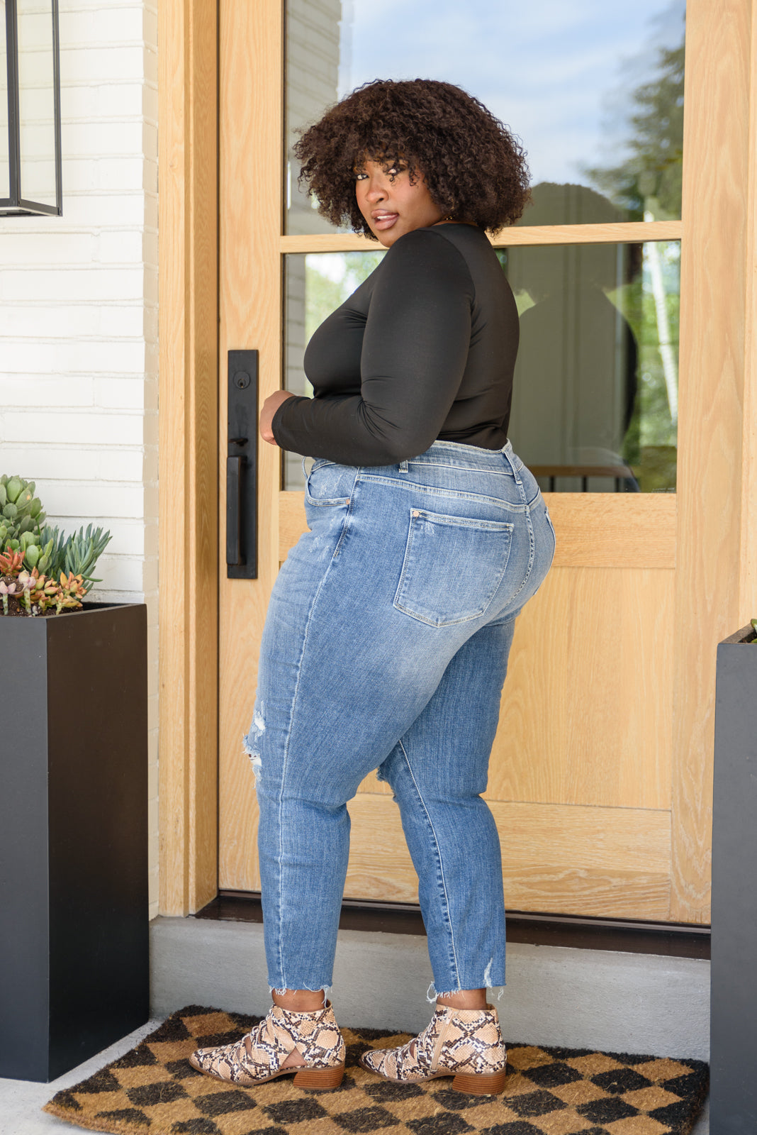 Judy Blue -Kyla Destroyed Hi Waist Relaxed Fit