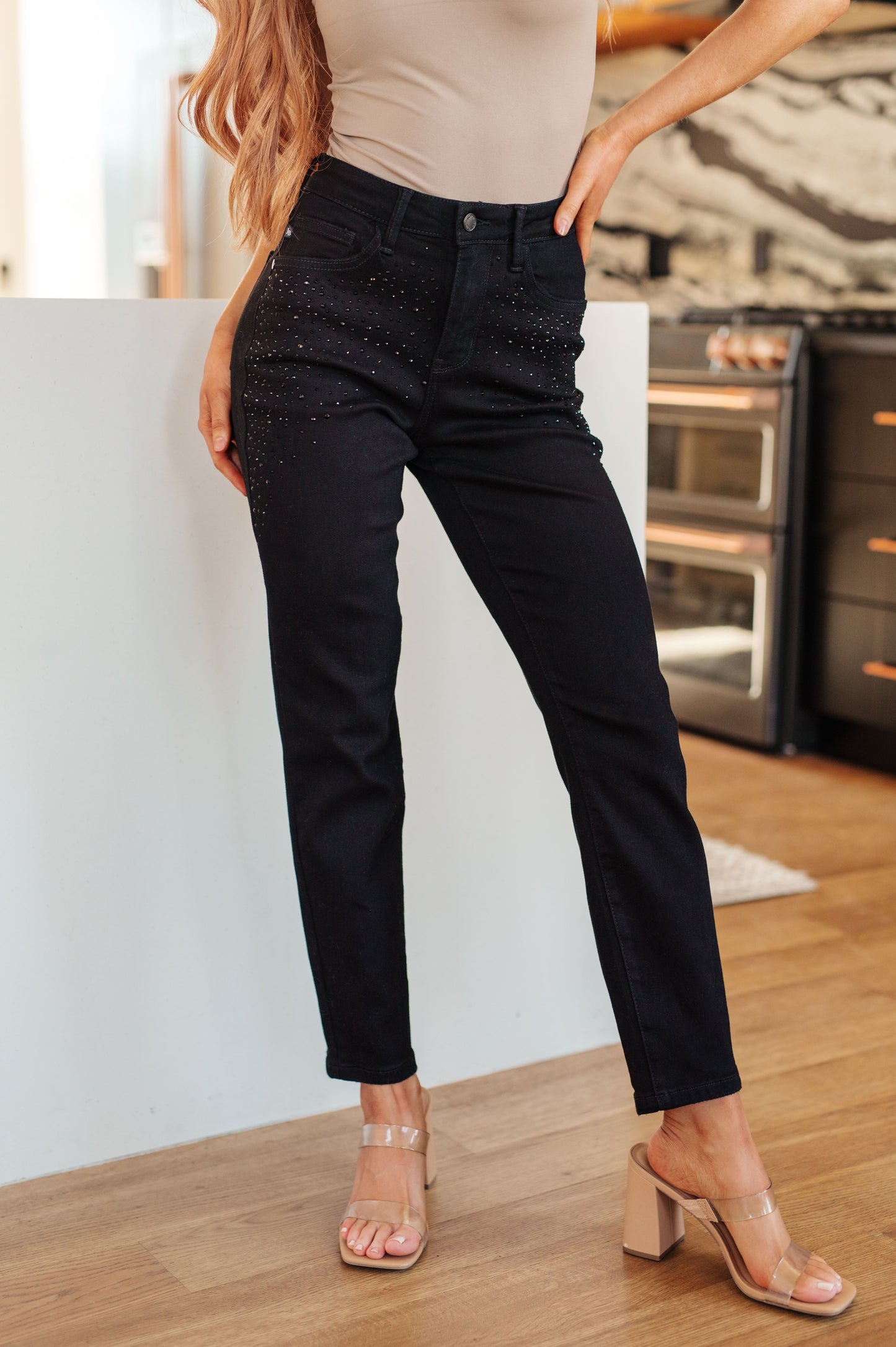 Judy Blue -Reese Rhinestone Slim Fit Jeans in Black