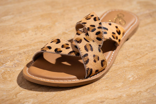 Conga Sandal in Leopard